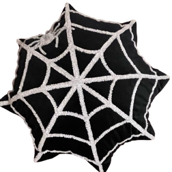 🆕 - Halloween Spider Web Accent
Pillow. NWT - Picture 4 of 5
